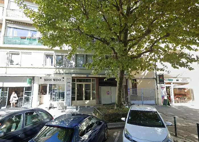 Appartement A Annecy Avec Balcon, Garage, Proche Centre Historique Et Lac - Fr-1-432-49